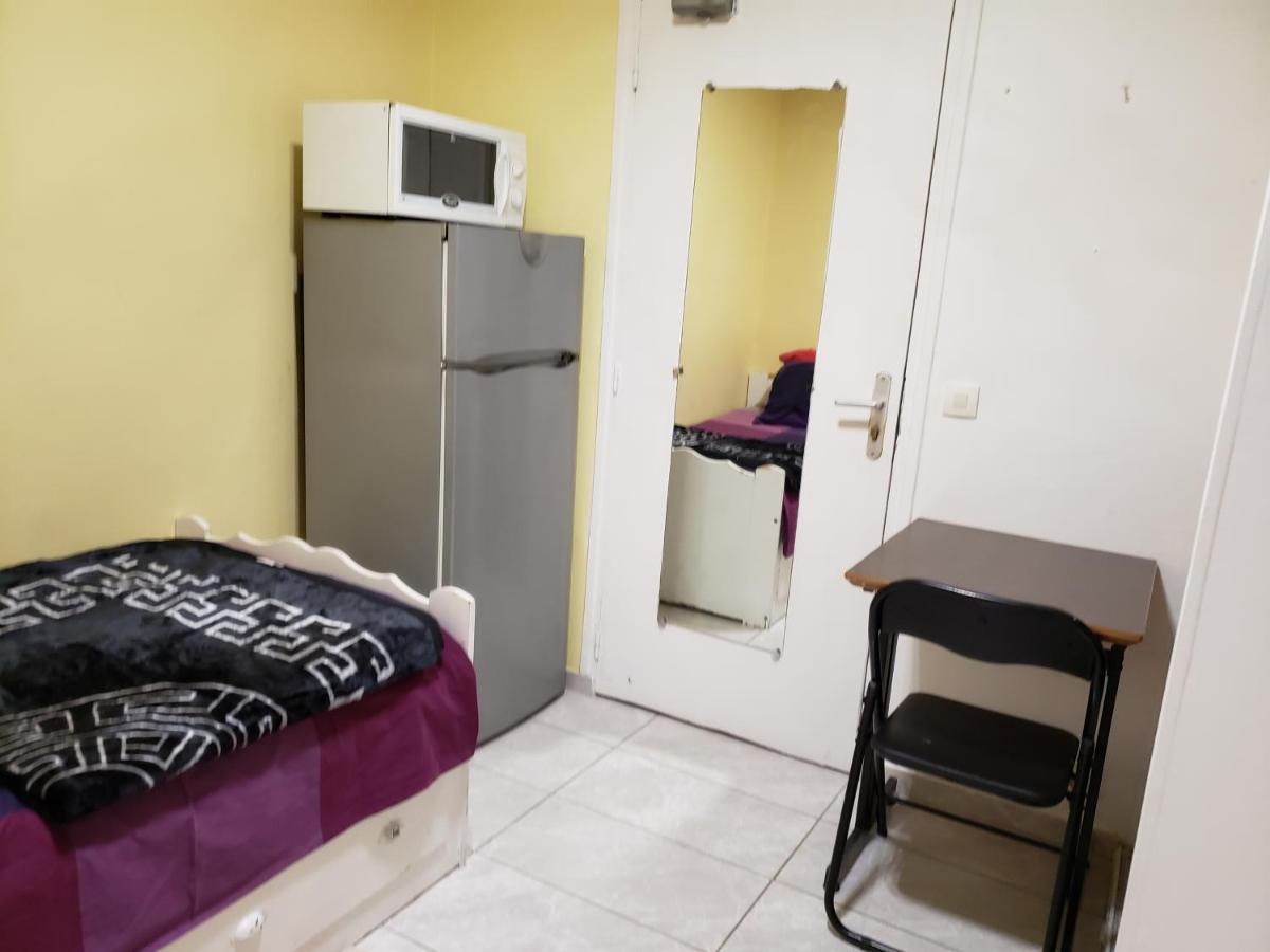 Le Cedre Hotell Saint-Denis  Eksteriør bilde